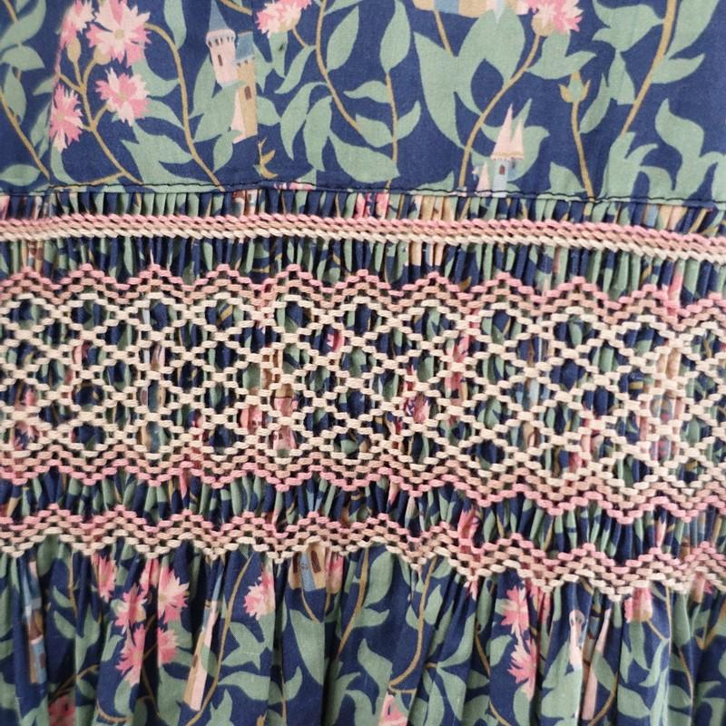 美品】大垰文子 *スモッキング刺繍リバティワンピース*Bavaria