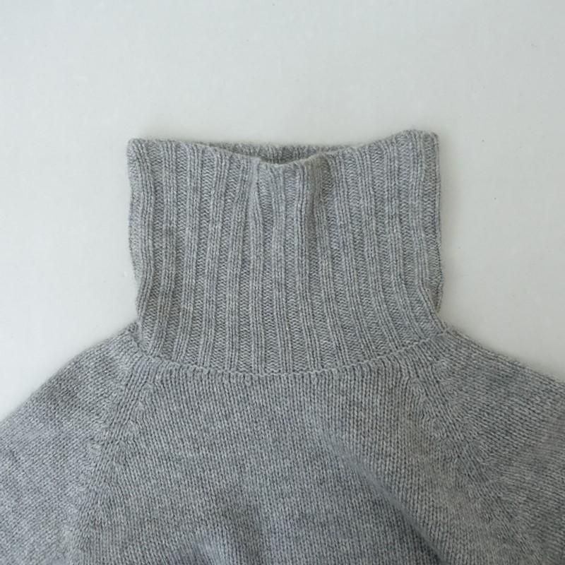 n100（エヌワンハンドレッド） *カシミヤニットタートルネックプル 