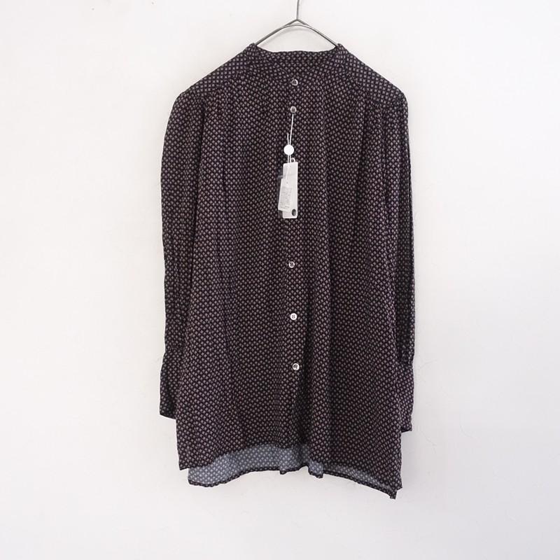 UNIVERSAL TISSU（ユニヴァーサルティシュ） 【美品/定価1.7万 