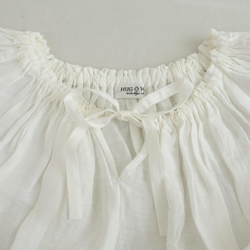 Hug o war（ハグオーワー） *リネンギャザーブラウス*オフホワイトプル