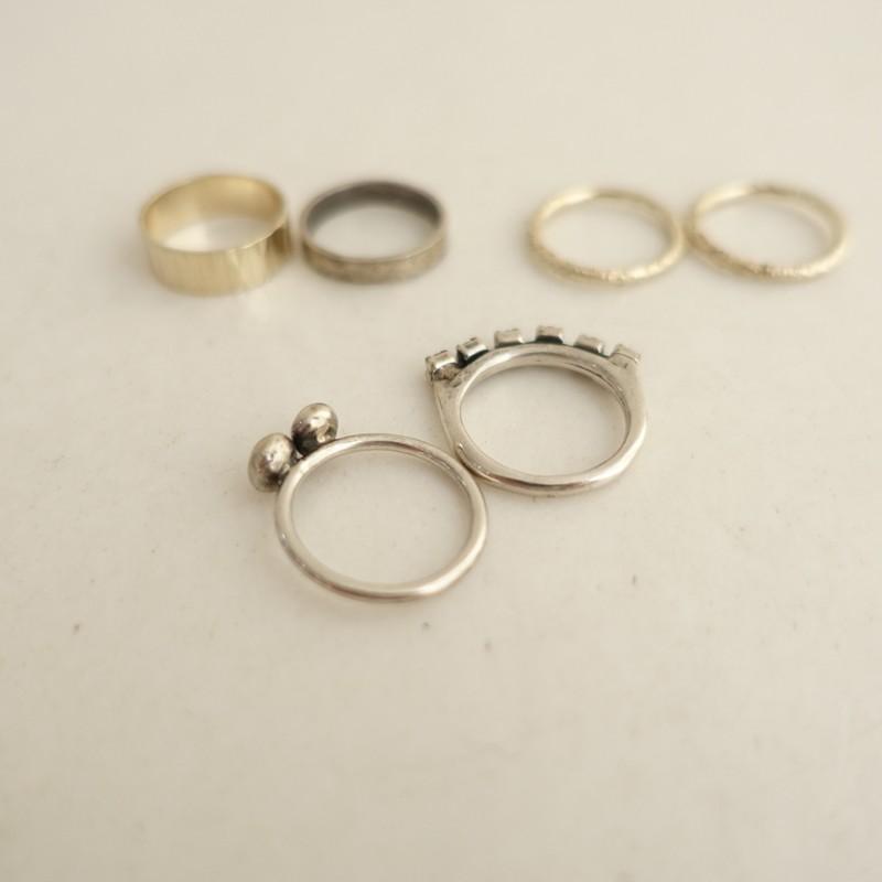 IOSSELLIANI（イオッセリアーニ） *6連リング 指輪*ゴールドシルバー