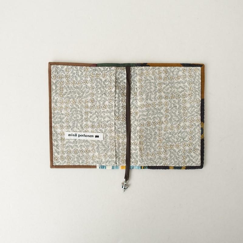 mina perhonen（ミナペルホネン） *piece ブックカバー*パッチワーク