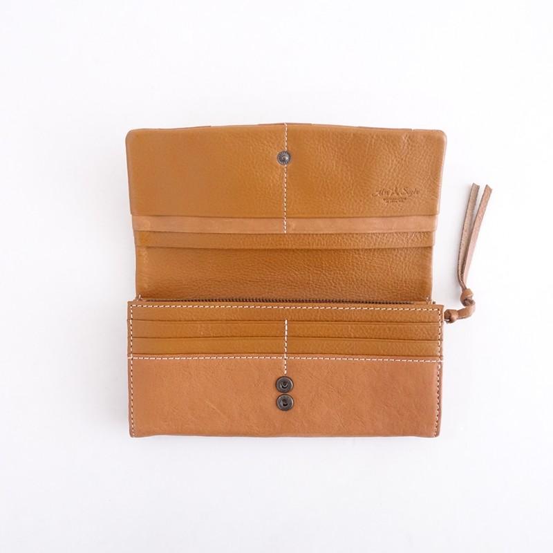 Ain Soph（アインソフ） 【美品】アインソフ *レザー二つ折り長財布