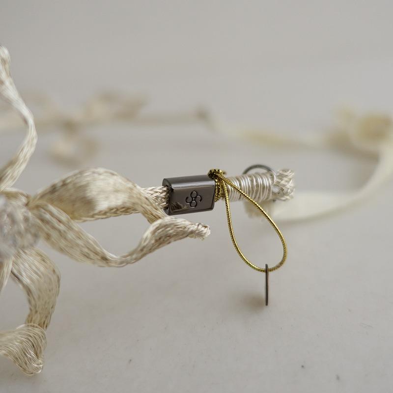 コレットマルーフ カチューシャ フラワーモチーフ アイボリー