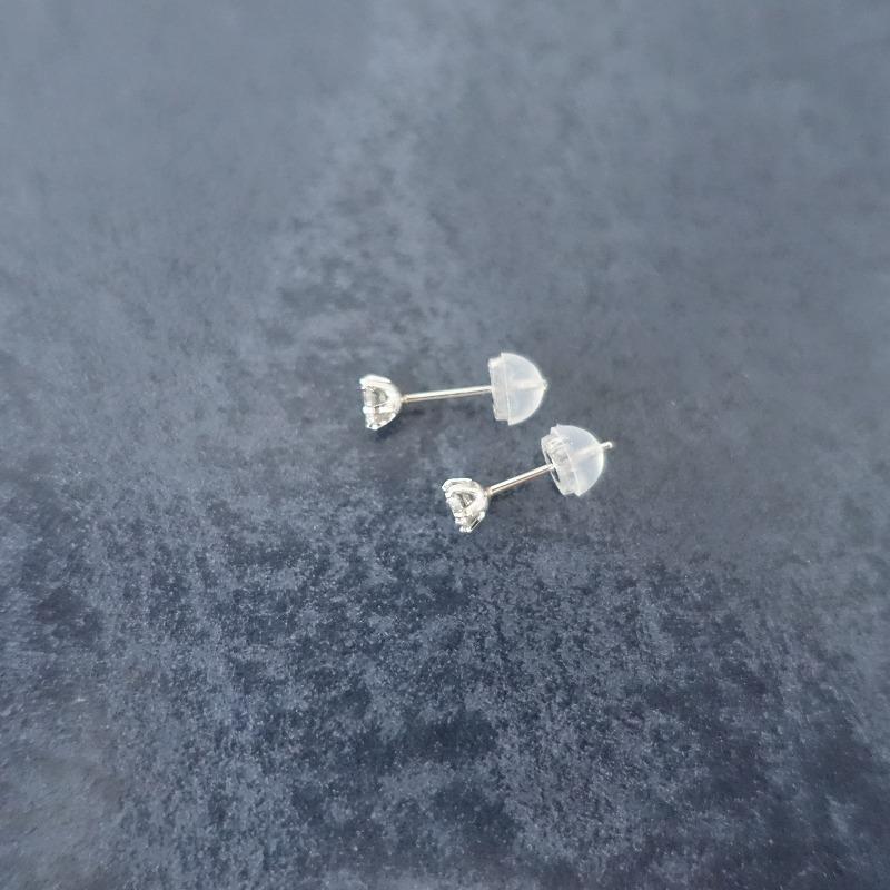 組曲 KUMIKYOKU *ダイヤモンドピアス 0.17ct*天然石ジュエリー 