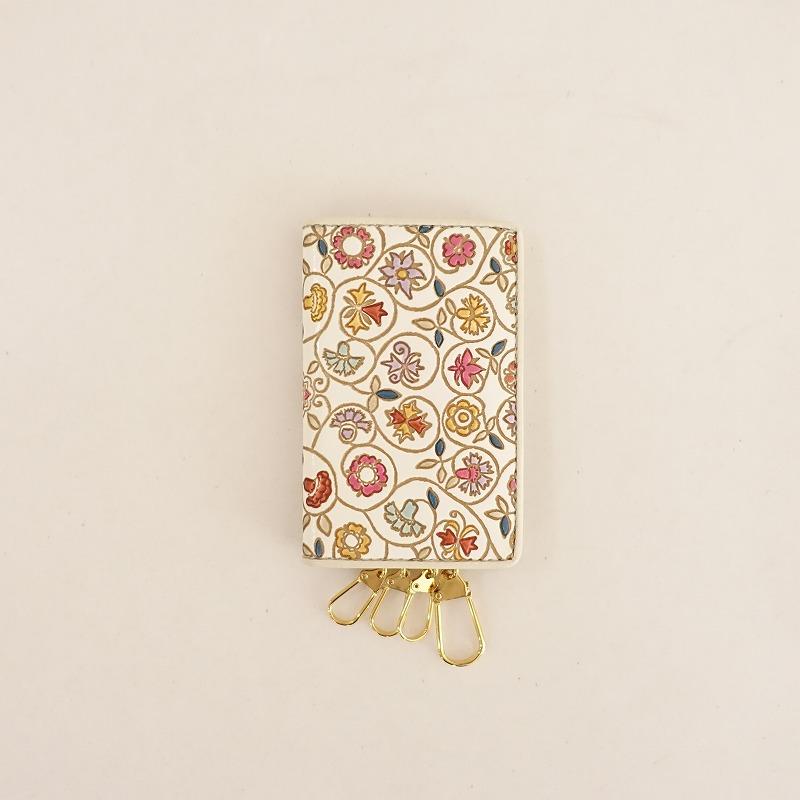 文庫屋大関 華やかな花と唐子デザインのキーリングケース　　終売品 文庫屋大関 華やかな花と唐子デザインのキーリングケース 終売品