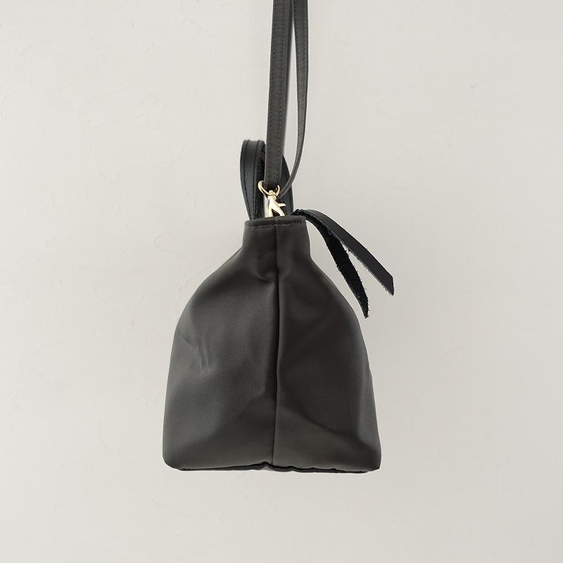 定価1.4万】OURHOME アワーホーム *ナイロントートバッグ medium 定価1.4万】OURHOME アワーホーム *ナイロントートバッグ medium