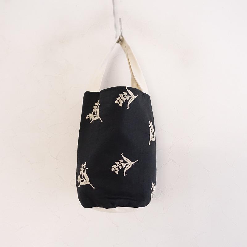 nesessaire（ネセセア） //【定価1.2万】ネセセア *すずらん刺繍バケツ 