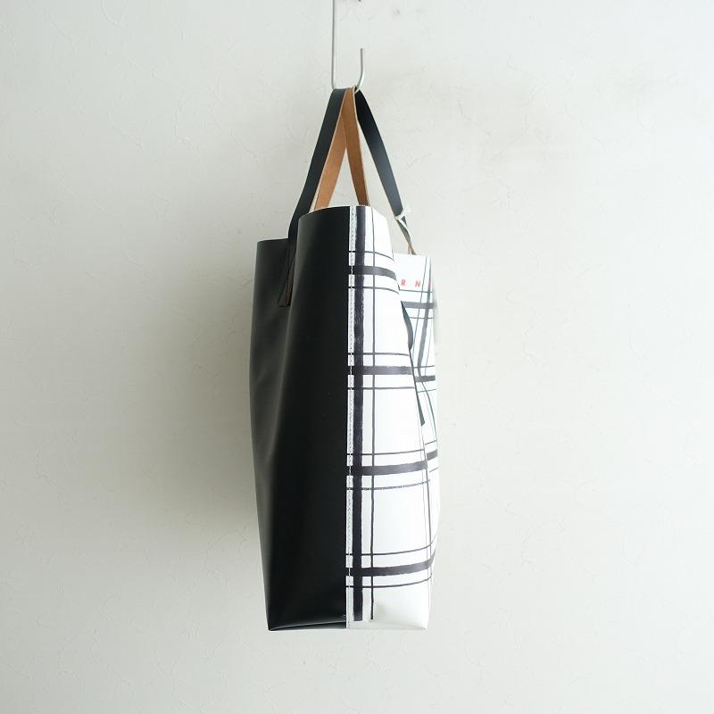 美品/定価7.7万】マルニ MARNI *トートバッグ*かばん肩掛け 美品/定価7.7万】マルニ MARNI *トートバッグ*かばん肩掛け