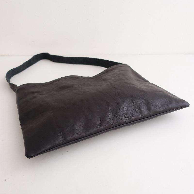 nest Robe ネストローブ 2wayレザーショルダーバッグ ブラック nest Robe ネストローブ *2wayレザーバッグ*手提げ肩掛け