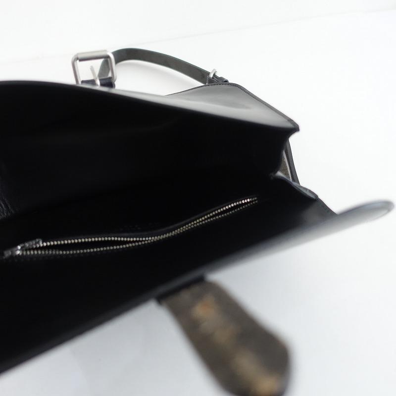 ★新品 マーガレットハウエル ショルダーバッグ 牛革 スクエア 日本製 ブラック MARGARET HOWELL 【定価6.1万】マーガレットハウエル