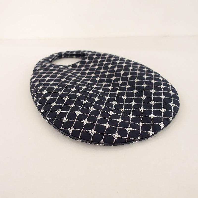 mina perhonen（ミナペルホネン） *flower beads egg bag*エッグバッグ