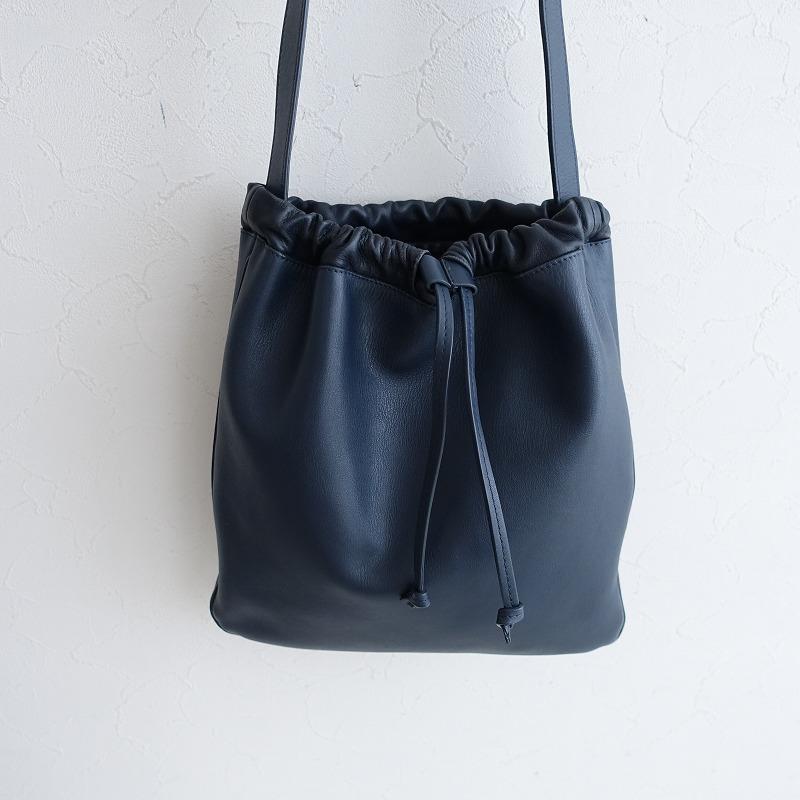 A.P.C. 巾着袋 Amazon.co.jp: 正規品 A.P.C. 巾着袋 40cm × 29cm ポーチ 小物