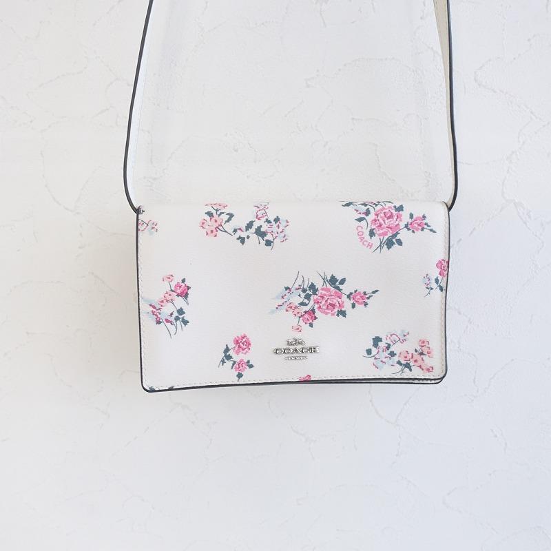 新品未使用品★COACH 花柄ポーチ ホワイト2ウェイポシェットショルダー コーチ COACH *レザーフラワー柄ポシェット*ウォレット財布ショルダー