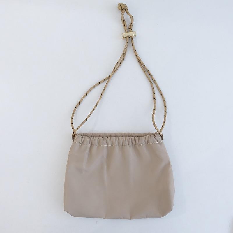 セルリ ドゥーズイエムクラス CELERI DEUXIEME CLASSE *POCHETTEバッグ