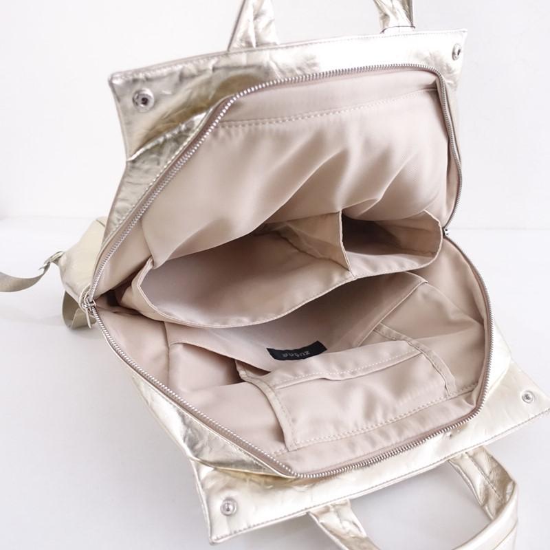 ZUCCa（ズッカ） 【未使用/定価3.3万】ズッカ *EMBOSSバッグ*バック