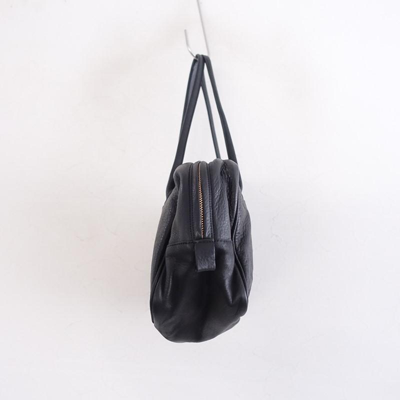 【美品】raregem レアジェム　LADYROBBER　ハンドバッグ　黒　本革 定価4.7万】レアジェム raregem **LADYROBBERレザーバッグ*ブラック