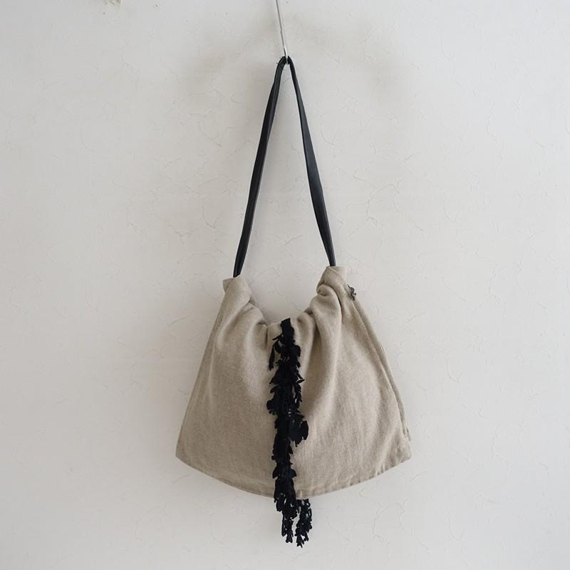 mina perhonen（ミナペルホネン） *forest parade clam bag*クラム 
