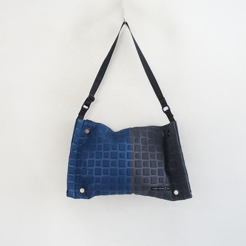 Make Art Your Zoo メイクアートユアズー *FUSS BAG ファスバッグ