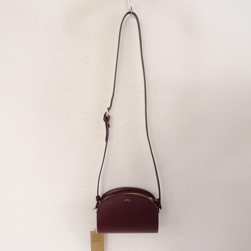 A.P.C.（アーペーセー） 【美品/定価6.4万】アーペーセー *レザー 