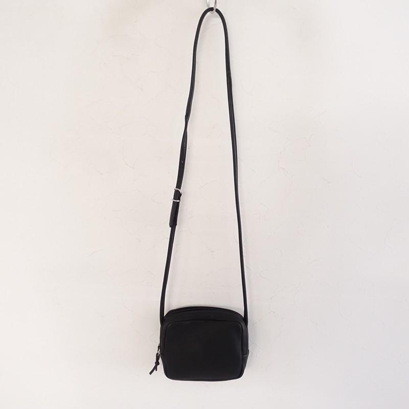 Aeta 【美品/定価6.1万】アエタ *レザーショルダーバッグ*ブラック革