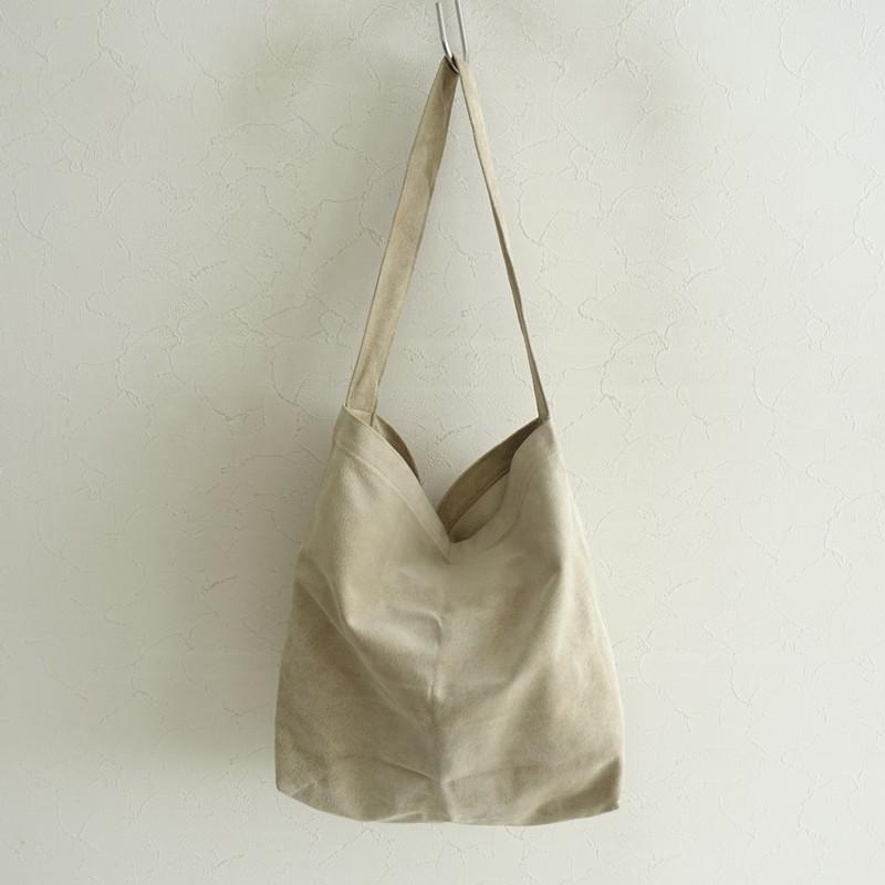 最終価格　yoli leather bag レザーバッグ 定価2.9万】ヨリ Yoli *Leather bag L*レザーバッグ肩掛けかばん