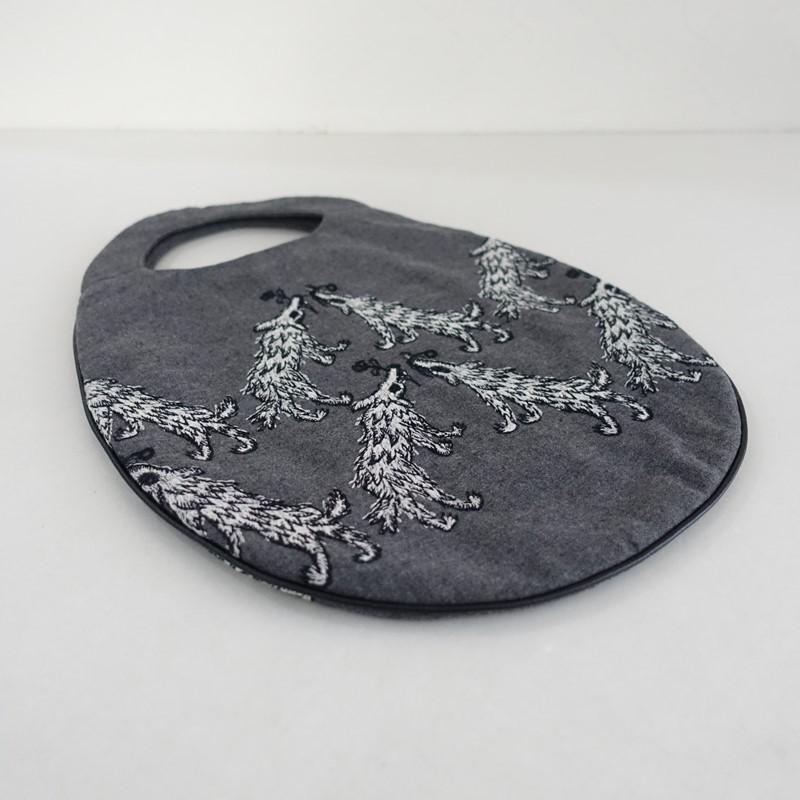 mina perhonen（ミナペルホネン） *wolf&flower egg bag エッグバッグ