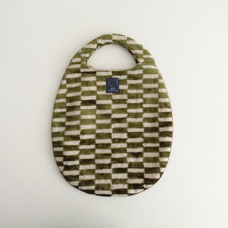 mina perhonen（ミナペルホネン） *floccus egg bag エッグバッグ