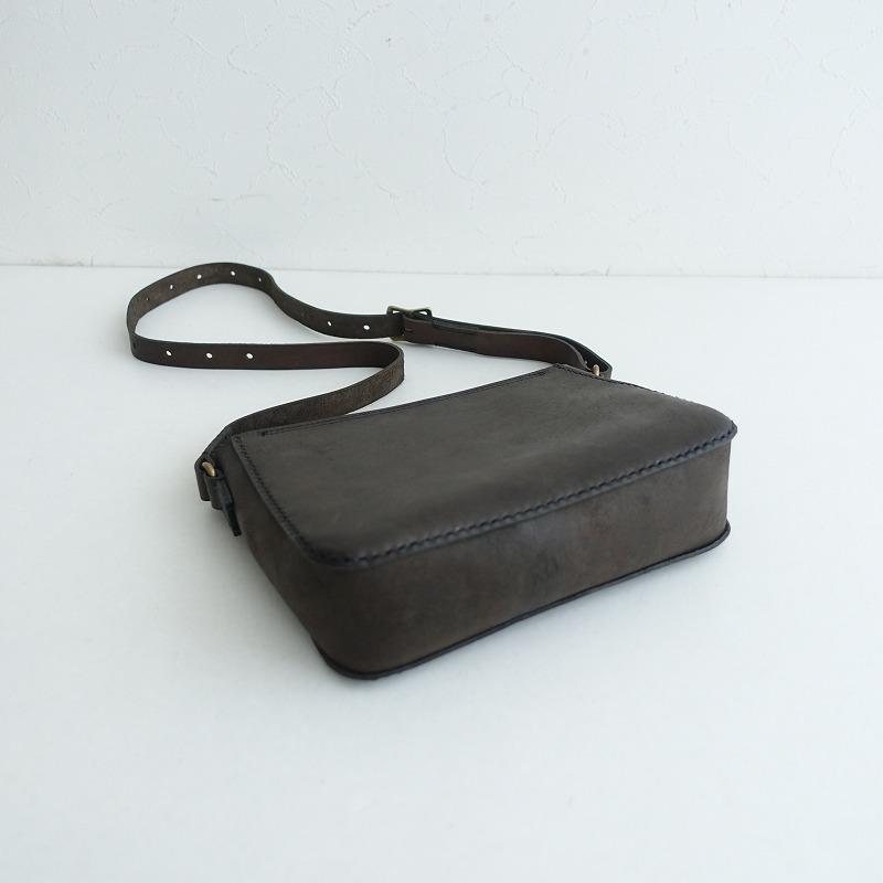 未使用/定価3.8万】クロイゼ klause*shoulder bag hard マチあり 鉄 