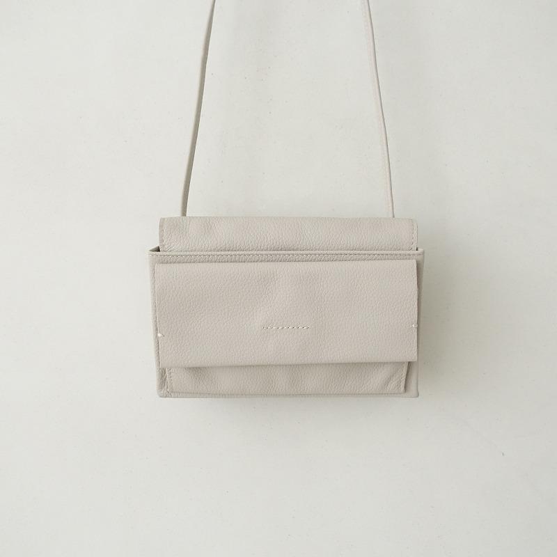 ear PAPILLONNER（イア パピヨネ） 【美品/定価1.2万】イアパピヨネ 