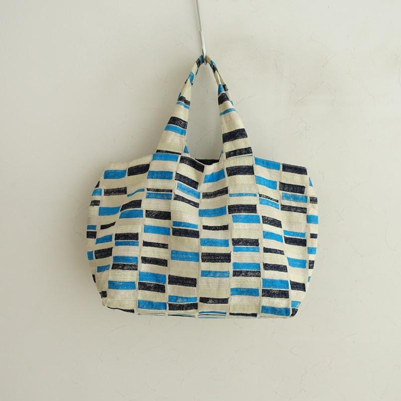 未使用　ミナペルホネン　貴重　パニーニバック　　rate mina perhonen（ミナペルホネン） *lake パニーニバッグ*かばんトート