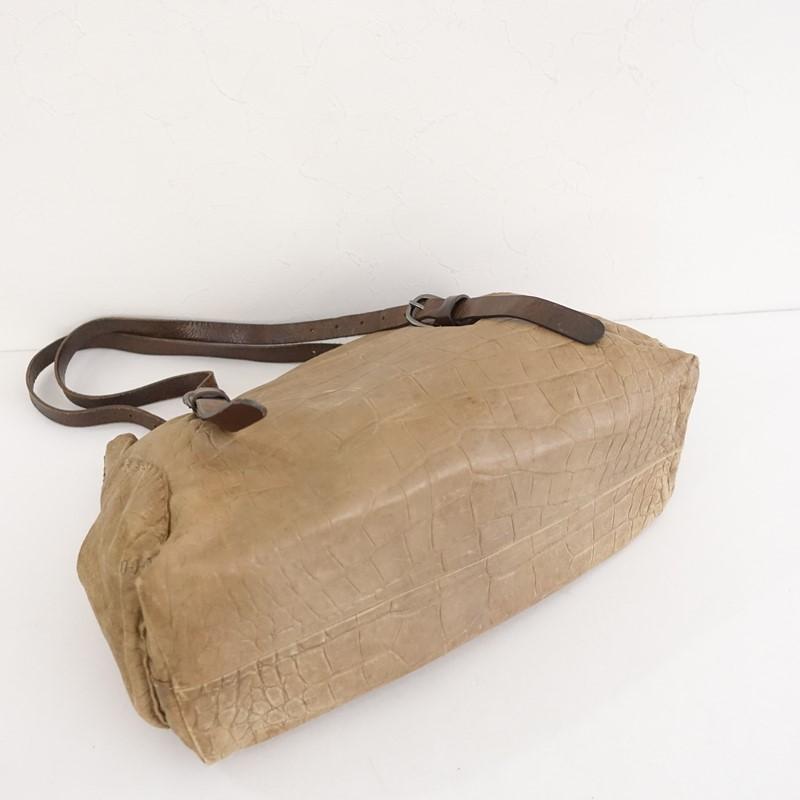 HENRY BEGUELIN（エンリーベグリン） *オミノ刺しゅうクロコ型押し