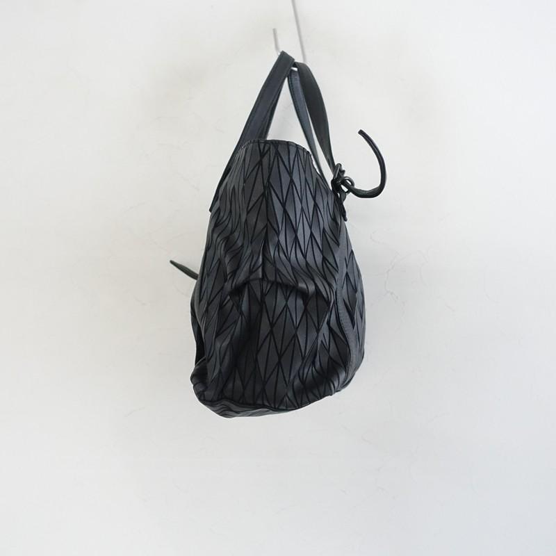 DECADE（ディケイド） 【定価2.4万】ディケイド *Solid Graphic Print