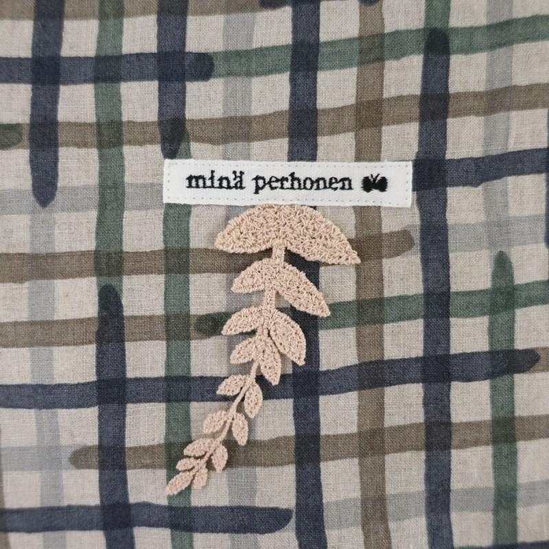 mina perhonen（ミナペルホネン） × とらや *minamo 巾着袋*かばん麻