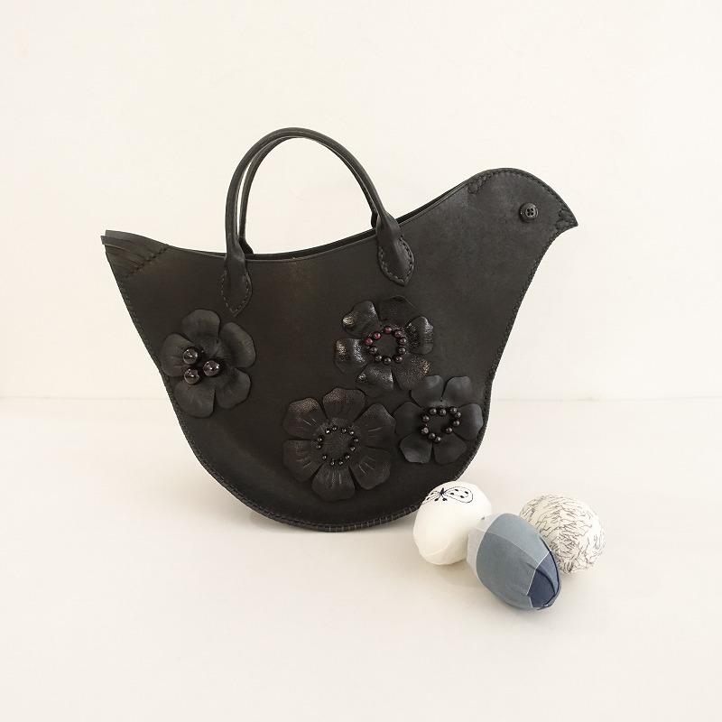 mina perhonen 【美品】ミナペルホネン *tori bag とりバッグ*黒 mina perhonen 【美品】ミナペルホネン *tori bag とりバッグ*黒