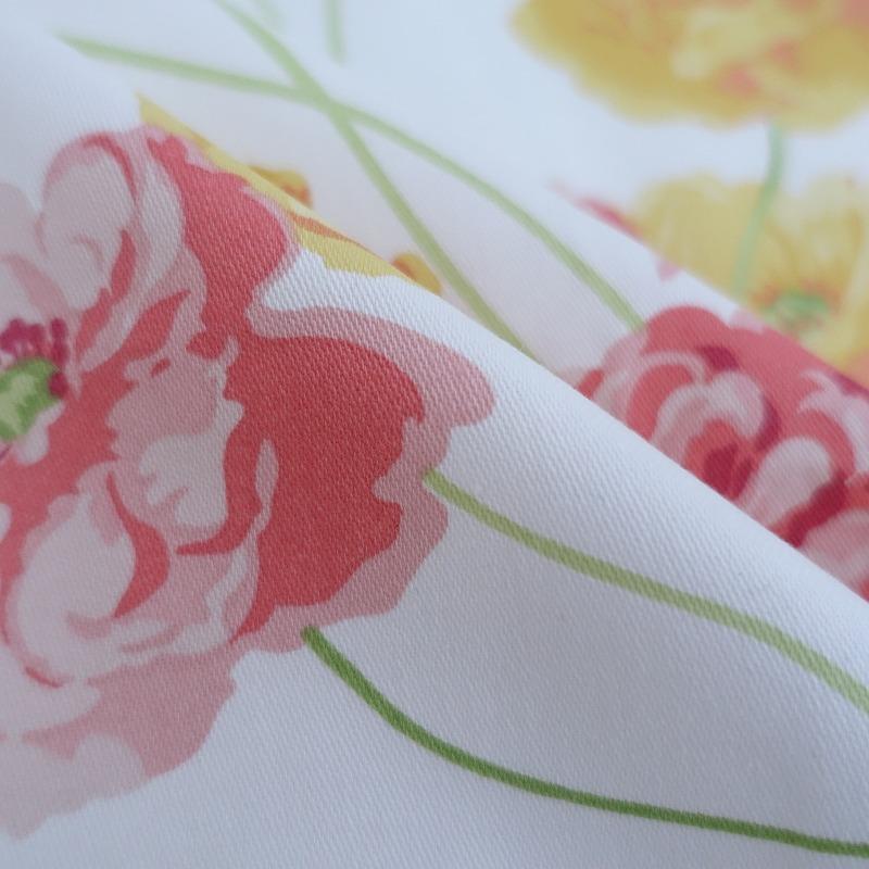 LAURA ASHLEY ローラアシュレィ *フラワープリントコットン生地*花柄布  