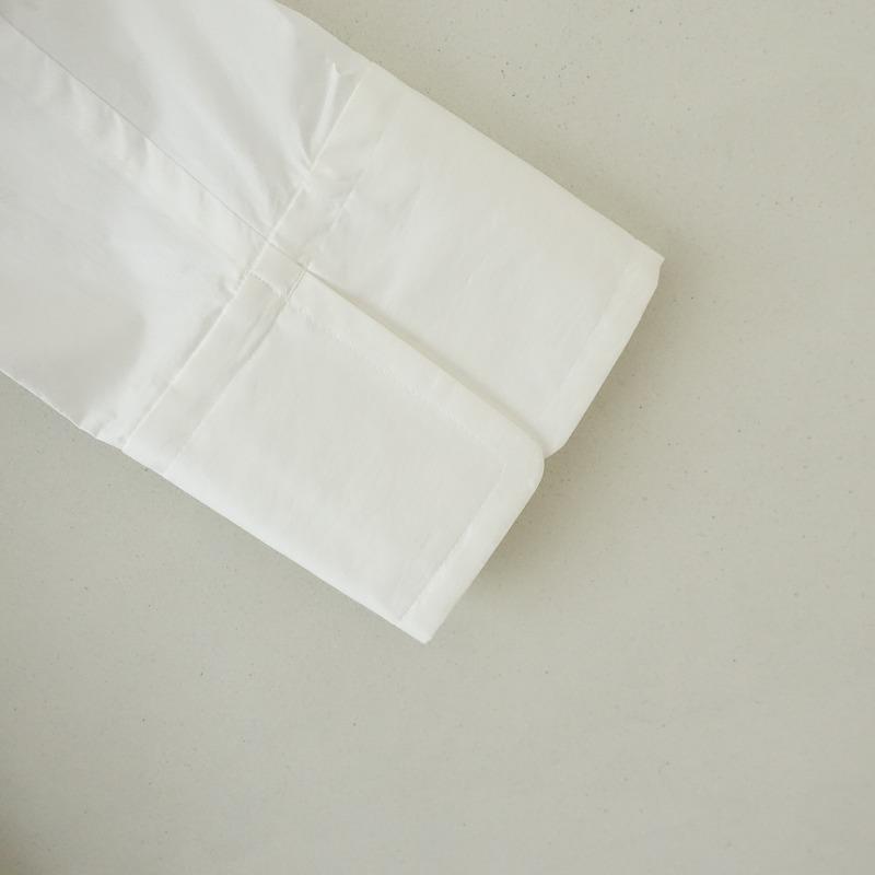未使用/定価3.3万】デパリエ DEPAREILLE *フリルカラーブラウス 未使用/定価3.3万】デパリエ DEPAREILLE *フリルカラーブラウス