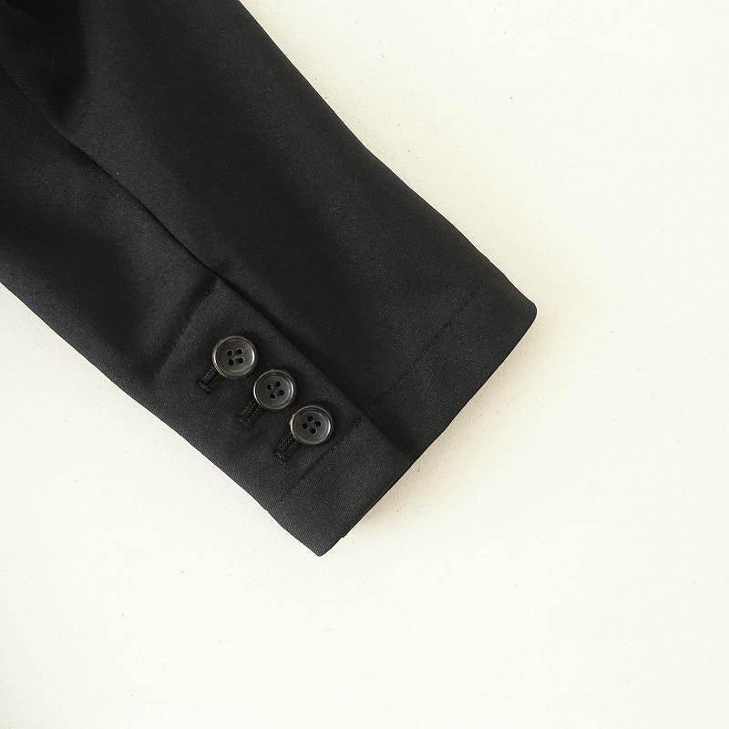 コムデギャルソン COMME des GARCONS *round collar fulling コムデギャルソン COMME des GARCONS *round collar fulling