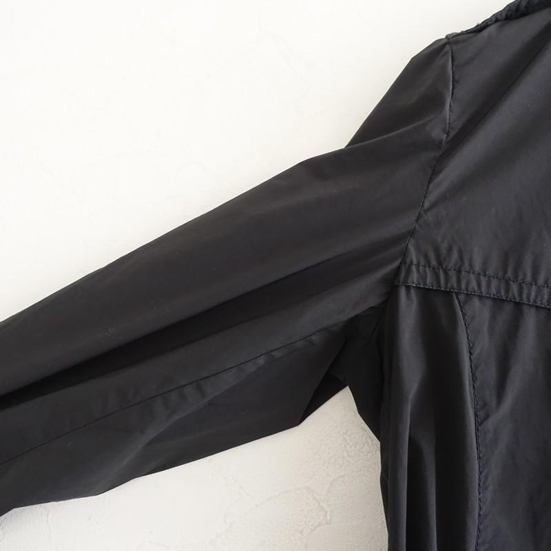 HERNO（ヘルノ） *ナイロンポリエステルライトトレンチミドルコート*40