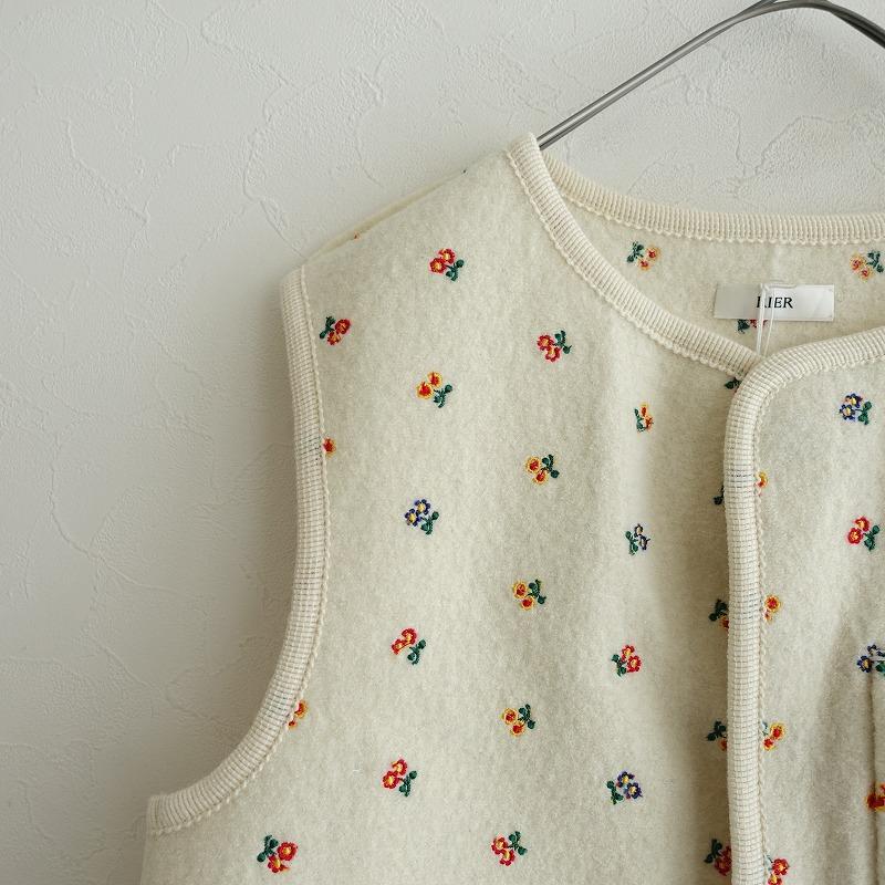 RIER（リア） 【未使用/トゥモローランド購入】リア *WALKER GILET