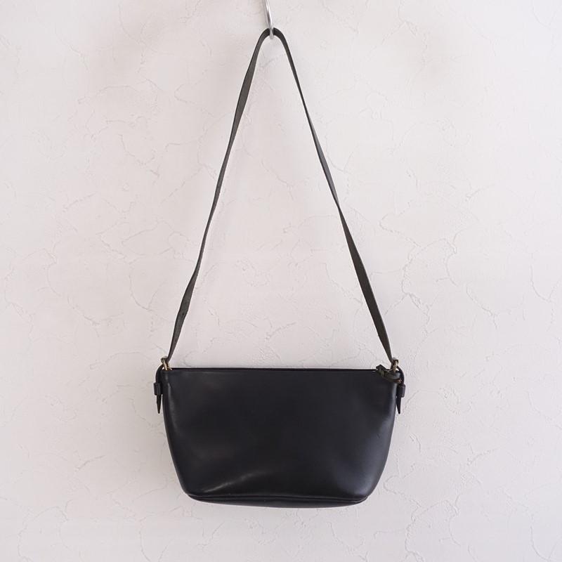 受注生産品/定価2.9万】一粒舎 hitotsubusha *float レザーショルダー 