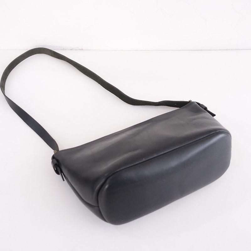 受注生産品/定価2.9万】一粒舎 hitotsubusha *float レザーショルダー 