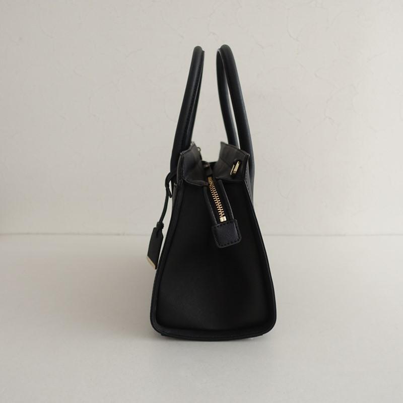 美品】ケイトスペード kate spade *レザーハンドバッグ チャーム付 