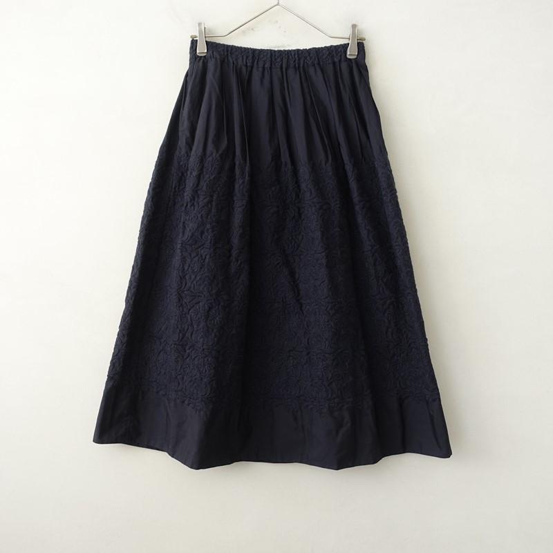 ANTIPAST（アンティパスト） *Floral コットン刺繍スカート*1ネイビー