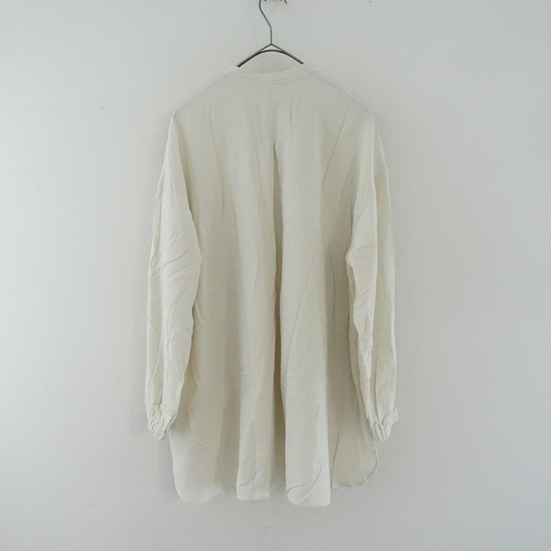 yuni 【未使用品/定価1.6万】ユニ yuni IS LIKE A FLOWER TO ME 