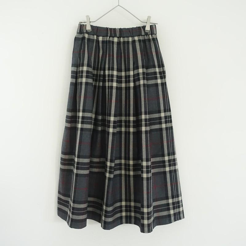 URI　ビアズリー　黒とグレーのチェック柄ロングスカート　　未使用 新品未使用】beardsley チェックスカート URI ビアズリー 黒とグレーの