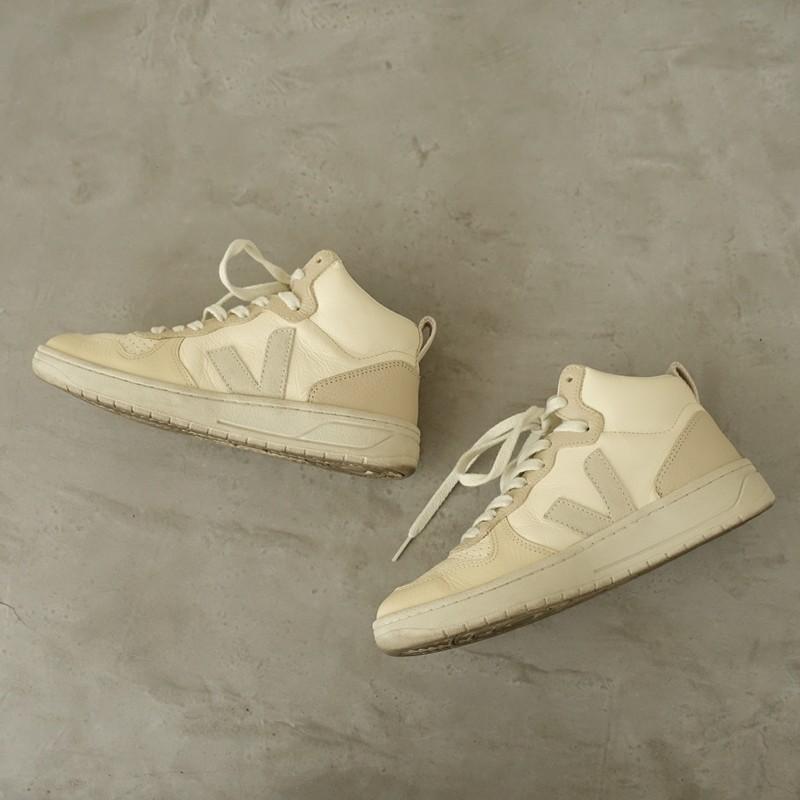 VEJA（ヴェジャ） 【定価3.1万】ベジャ *レザーハイカットスニーカー 