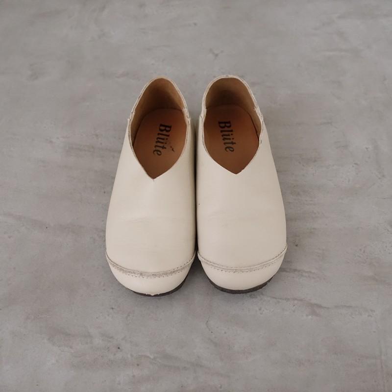 Blute ブリューテ *レザースリッポン S/23.5*皮革ベージュ0126(sh10 