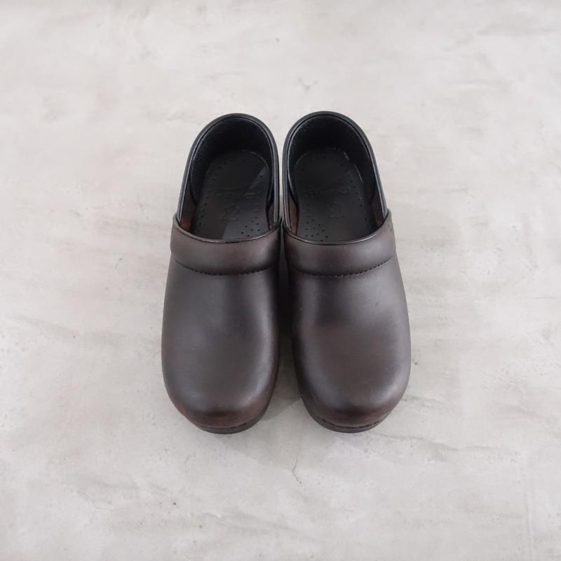 dansko（ダンスコ） 【定価3万】ダンスコ *PROFESSIONAL サボサンダル