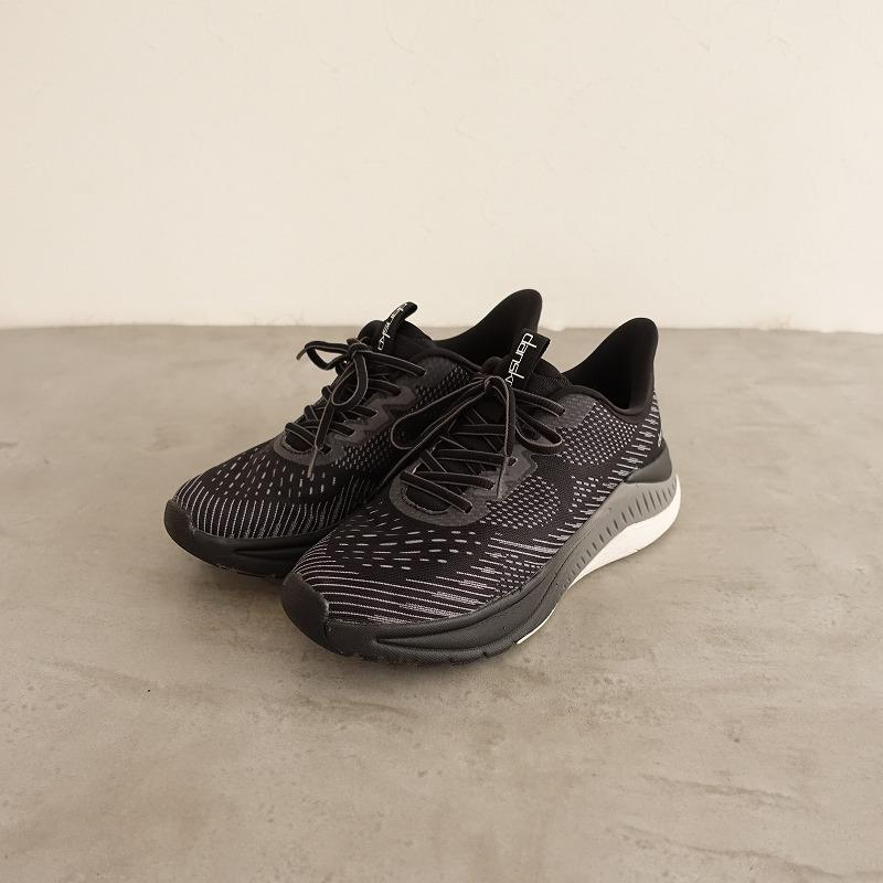 【美品】生産終了モデルdansko ダンスコ スニーカー pace 39ブラック 美品】生産終了モデルdansko ダンスコ スニーカー pace 39